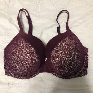 Victoria’s Secret Body Perfect Shape Bra 34DDD